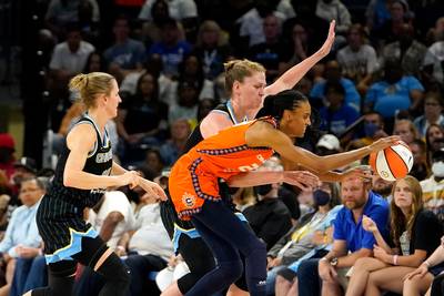 Meesseman, Allemand en Wauters met Chicago Sky één zege verwijderd van WNBA-finale