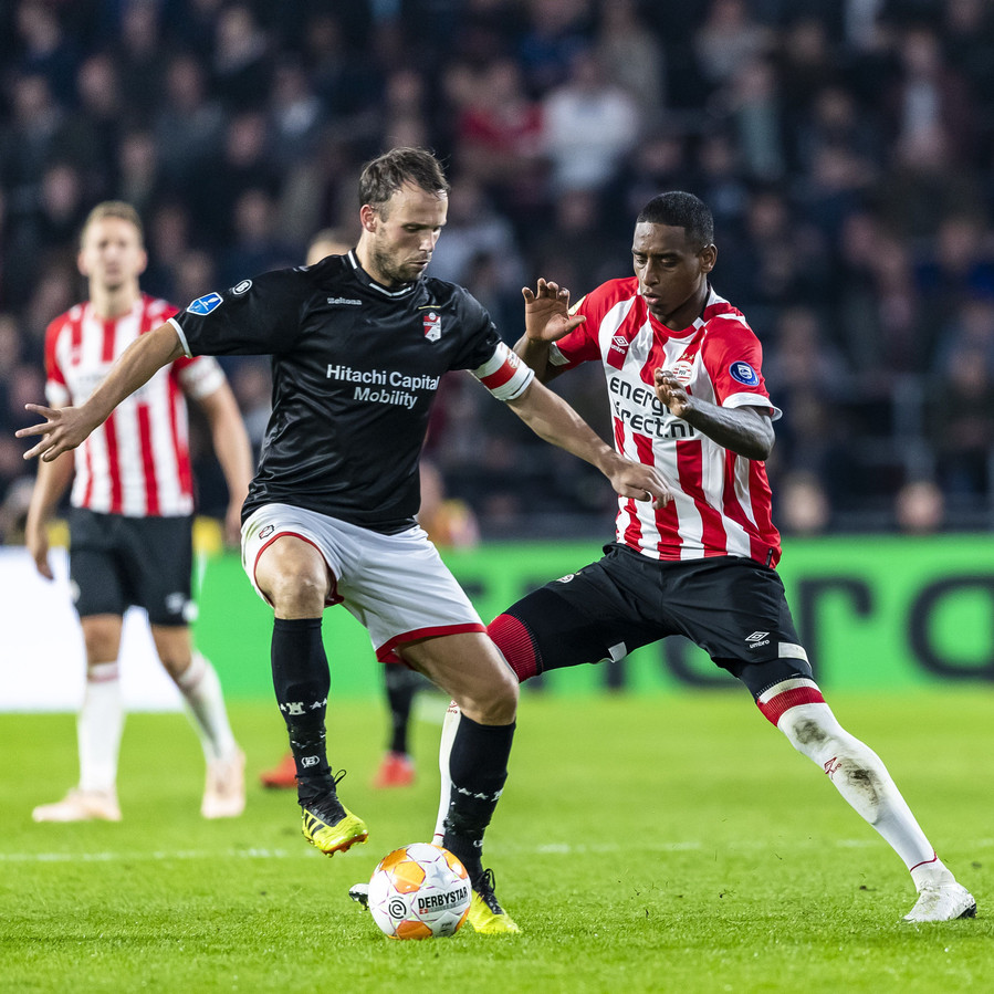 Pablo Rosario Na Klinkende Zege Op Fc Emmen Niet Eens Een Hele Goede Wedstrijd Van Ons Foto Ed Nl