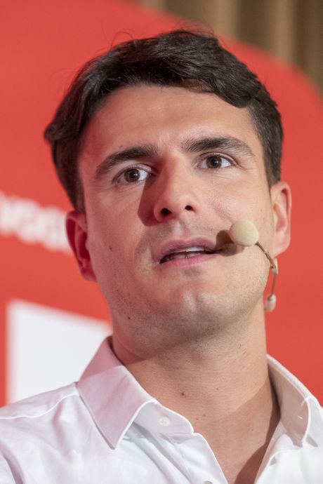 Conner Rousseau réélu à la présidence de Vooruit avec 95,6% des voix