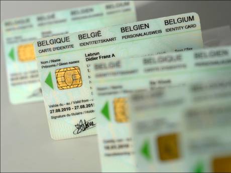 Obtention de la nationalité belge: la Cour constitutionnelle donne raison à deux analphabètes