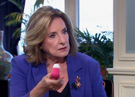 Catherine Keyl leert Harry Mens een lesje over de Satisfyer
