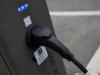 Gemeente schakelt versnelling hoger in elektrisch laden: vijf nieuwe locaties voor publieke laadpalen gepland