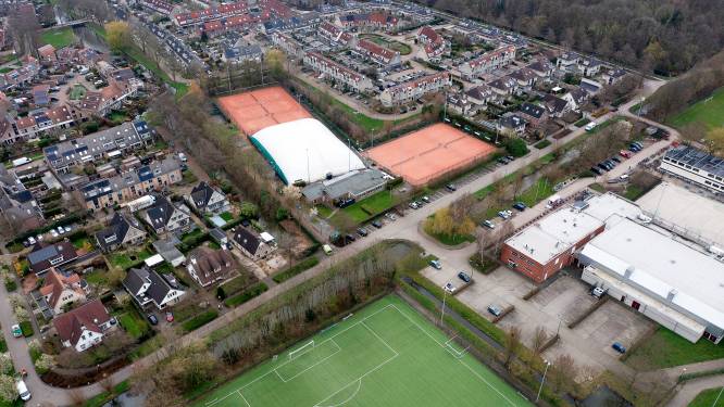 Breukelse tennissers willen liever vandaag dan morgen verkassen, maar ambtenarentekort is bottleneck