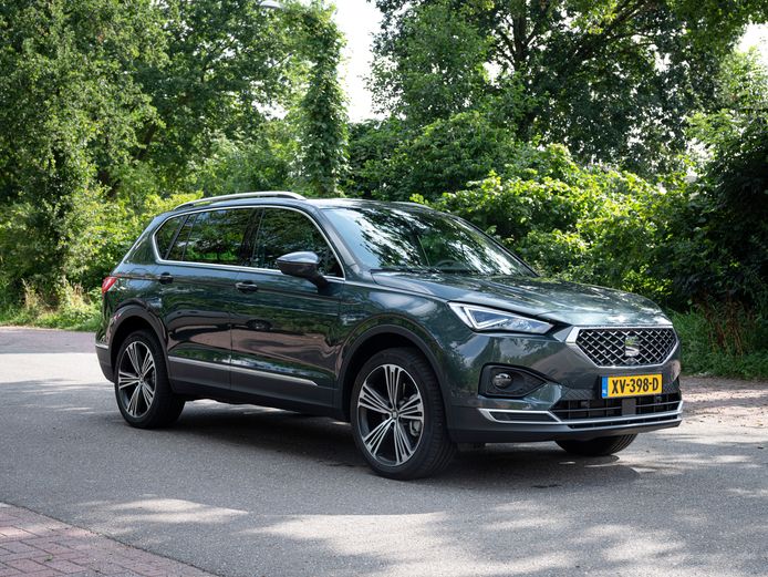 Niek Schenk test voor AD auto de Seat Tarraco. Foto Joost Hoving