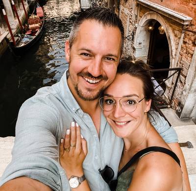 Twee bruidsfotografen op één kussen, daar slaapt succes tussen