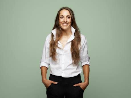 Veldrijder Lucinda Brand: ‘Een wijntje tijdens de Giro moet kunnen’