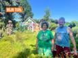 Beg en broer Al Balis in hun Tuin der Onlusten in Alsemberg, Beersel.