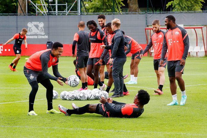 Eerste Training Fc Utrecht Nieuwe Gezichten Maar Mahi En Douvikas Ontbreken Nog Regiosport Utrecht Ad Nl