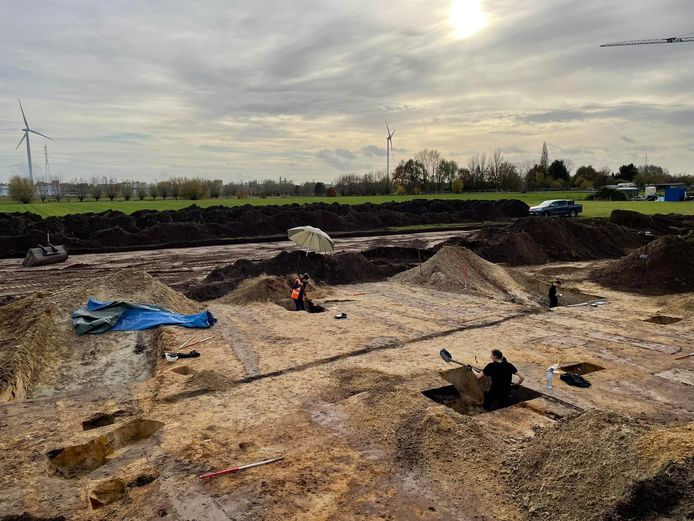 In Ralingen werden sporen van twee grote Gallo-Romeinse boerderijen teruggevonden.