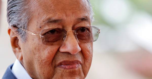 Schoonvader Dennis Verbaas Scoort Punten Met Bezoek Aan Sultan