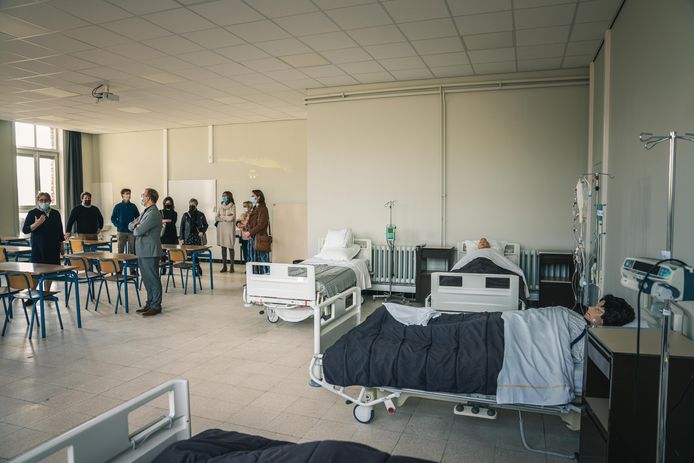De nieuwe campus verpleegkunde van Arteveldehogeschool heeft een vergelijkbaar 'werklabo': bij Sim@art wordt gewerkt met mensen die lang arbeidsongeschikt zijn geweest.
