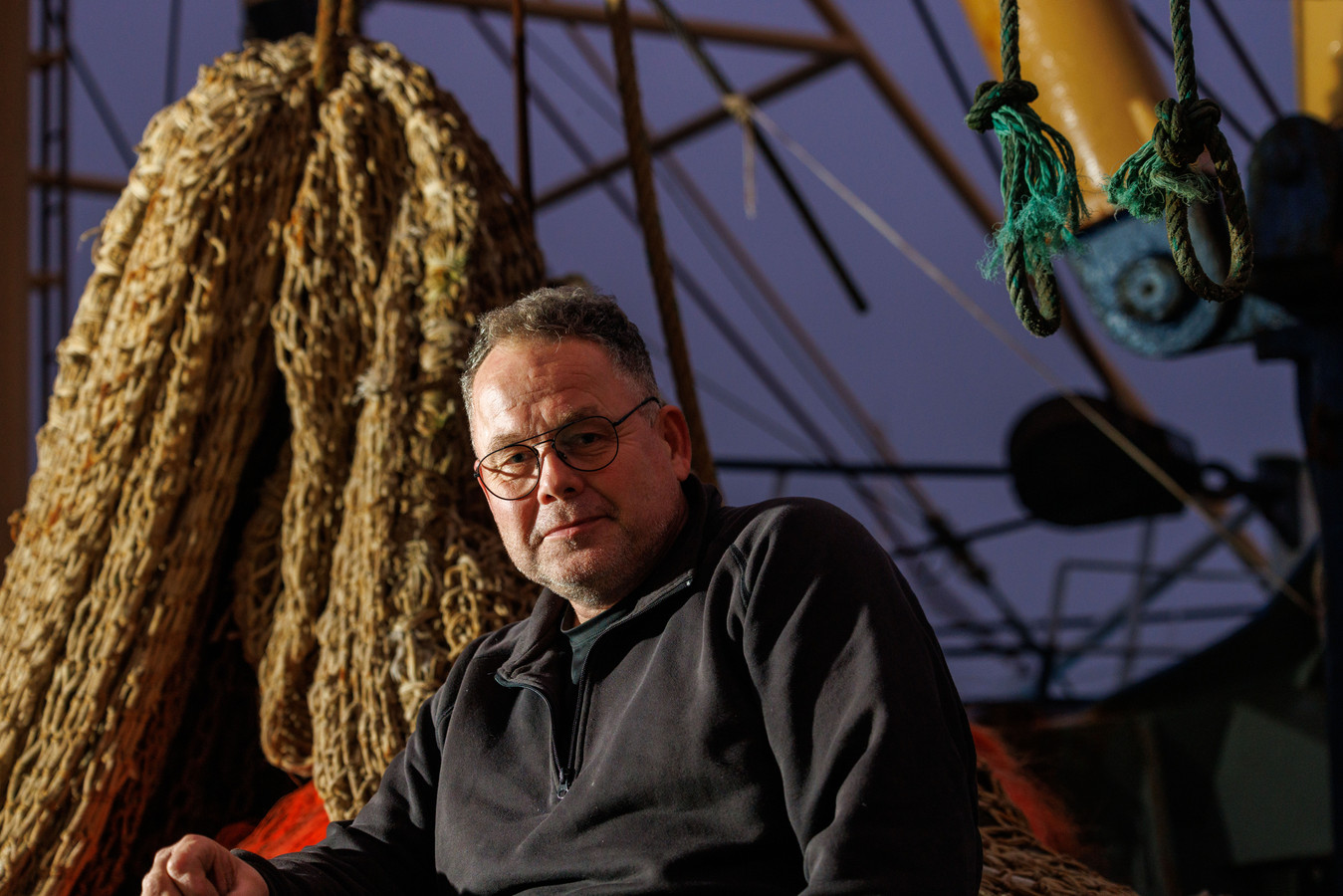 Iede Geert Bakker (51) was jarenlang visserman, maar heeft besloten te stoppen. En dat besluit valt hem zwaar.