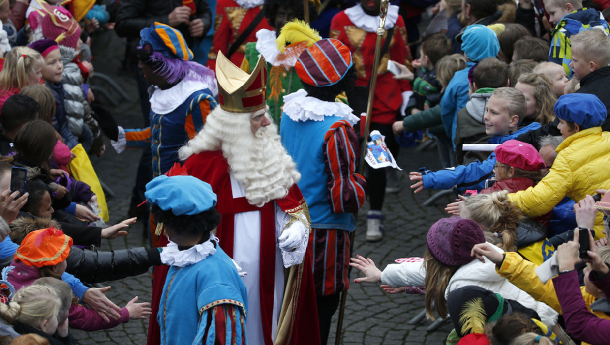 De intocht van Sinterklaas Beeld anp