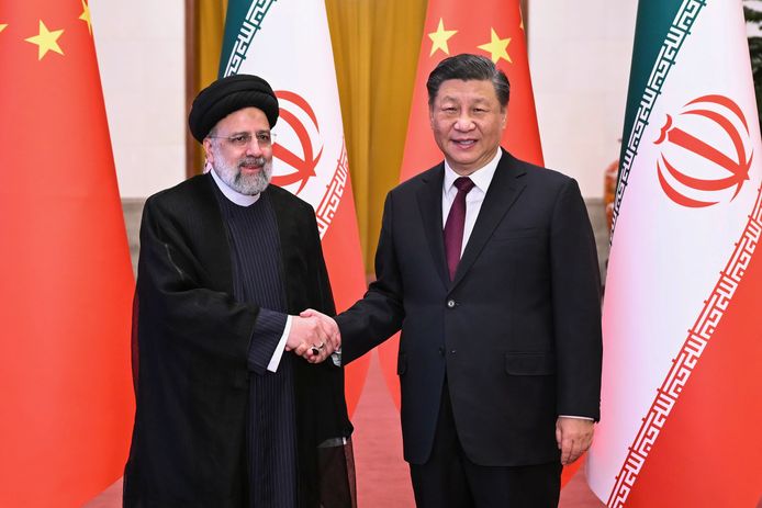 De ontmoeting van Xi met de Iraanse president Ebrahim Raisi.