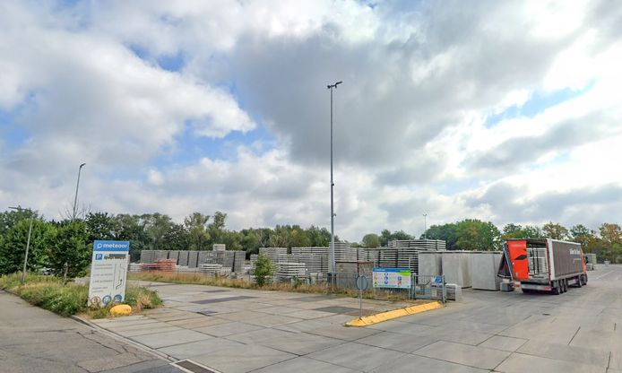 Terrein van betonfabriek De Meteoor aan de Schaarweg in Rheden.