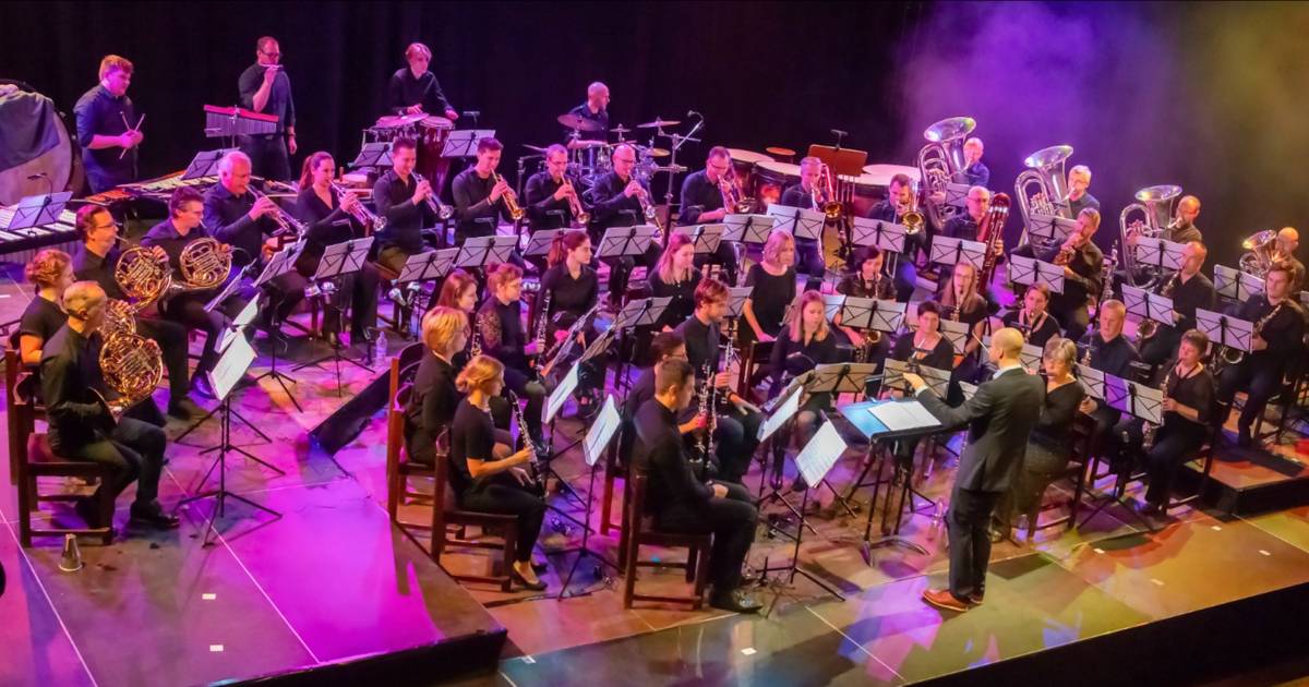 Dubbel nieuwjaarsconcert vormt laatste wapenfeit voor dirigent van