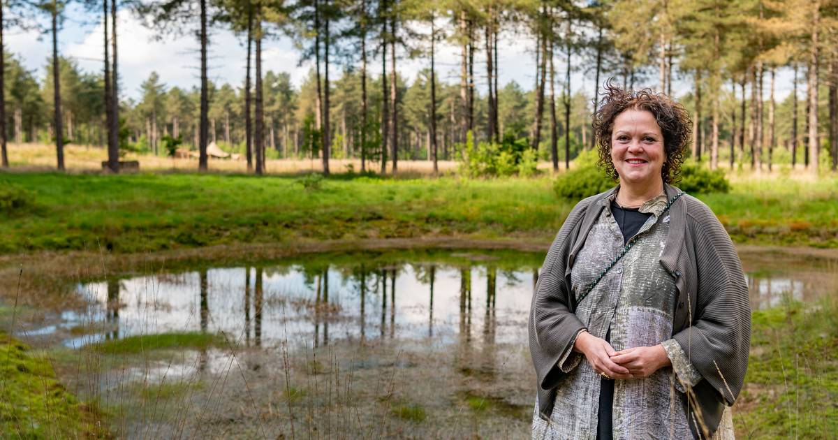 Liever geen worstenbroodje bij de natuurbegraafplaats Esbeek, zelf geplukte bloemen zeer welkom