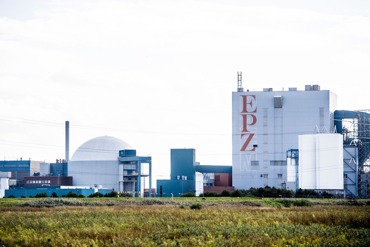 In Borssele staat de enige Nederlandse kerncentrale die energie levert aan huishoudens. 