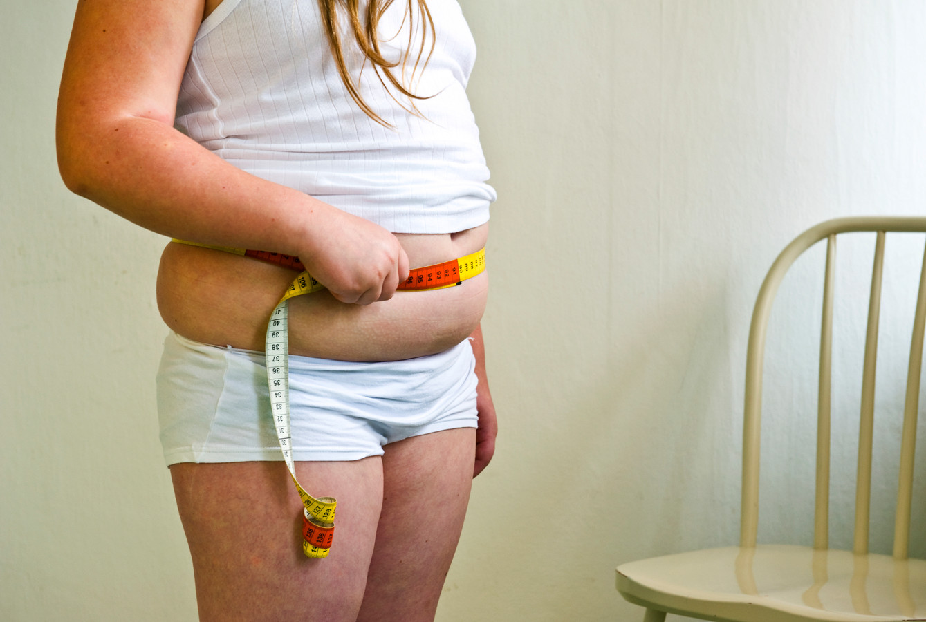 Steeds meer jongeren krijgen te kampen met overgewicht.