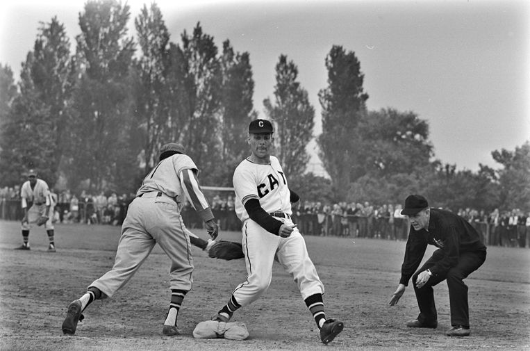 Han Urbanus (1927-2021): pionier van het honkbal