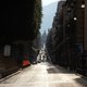 Ook Zuid-Italië, waar mensen vooral buiten leven, ontsnapt niet aan het isolement: ‘De meesten worden knettergek’