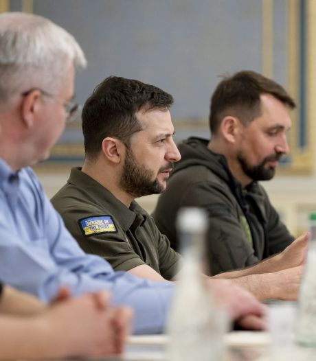 Zelensky promet de "tout faire" pour protéger le Donbass: “Il sera ukrainien”