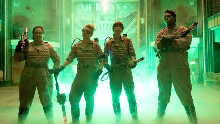 De hoofdrolspelers in de nieuwe Ghostbusters, van links af: Melissa McCarthy, Kate McKinnon, Kristen Wiig en Leslie Jones. Beeld AP