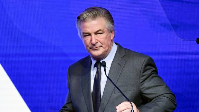 Alec Baldwin is leugens beu: “Natuurlijk ga ik voor 1000 procent meewerken aan het onderzoek”