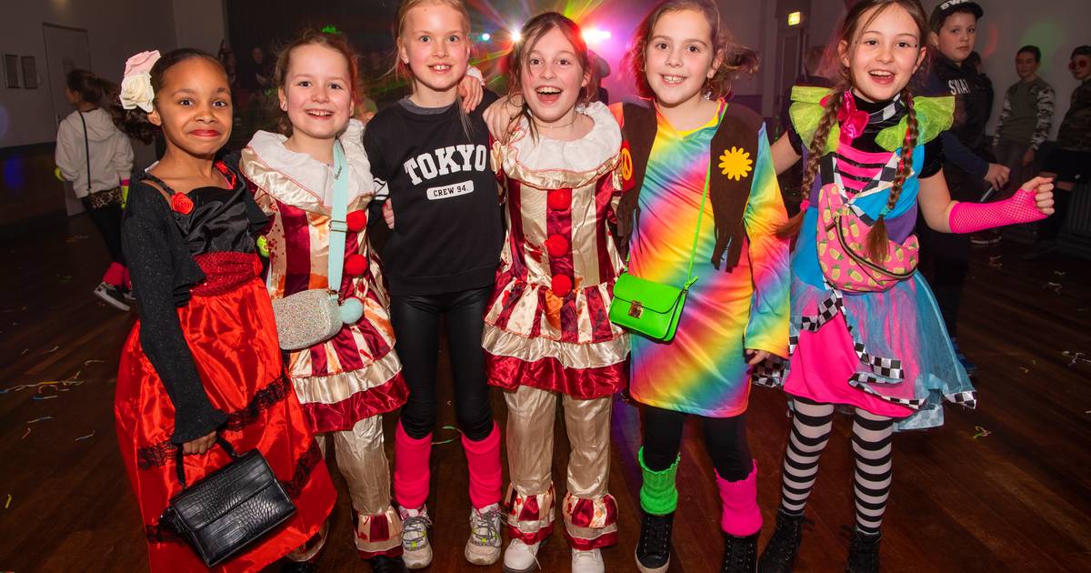 Eindelijk weer hossen in de jeugdsoos in Sint Jansteen