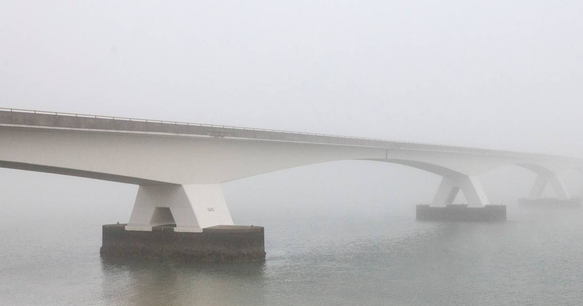 File op Zeelandbrug door ongeluk.