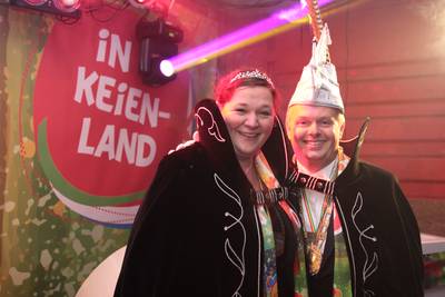 Prins Rob Friesen zwaait scepter bij De Kei in Liessel