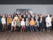 Albateso viert jubileum, uiteraard zingend. Gitarist Ruud van Halder doet ook mee