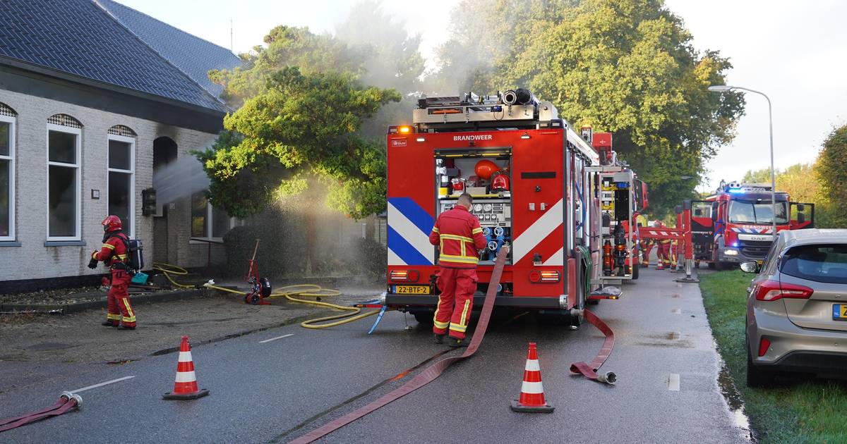 Meerdere gewonden en hond overleden bij woningbrand op Hoofdweg in Harkstede