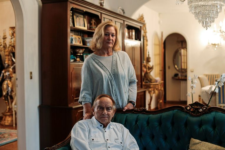 Het echtpaar Mireille en Roger Pinto werd aangevallen in hun huis en overweegt nu te verhuizen. Beeld Bart Koetsier