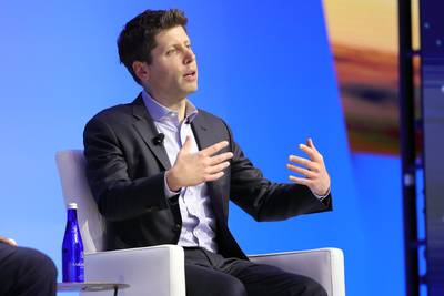 Topman OpenAI door bestuursraad aan de kant gezet