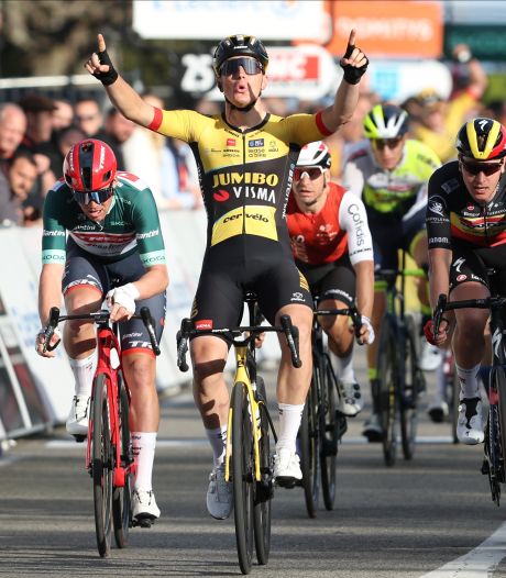 Olav Kooij remporte la cinquième étape de Paris-Nice, Pogacar conserve le maillot de leader 