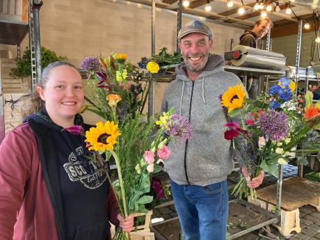 Op de Goudse warenmarkt: "Op mijn nieuwe plek ben ik écht onderdeel van de markt"