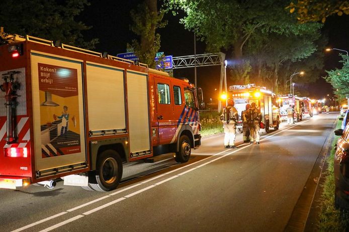 Brandweer en andere hulpdiensten rukten massaal uit voor de brand in Zaandam.