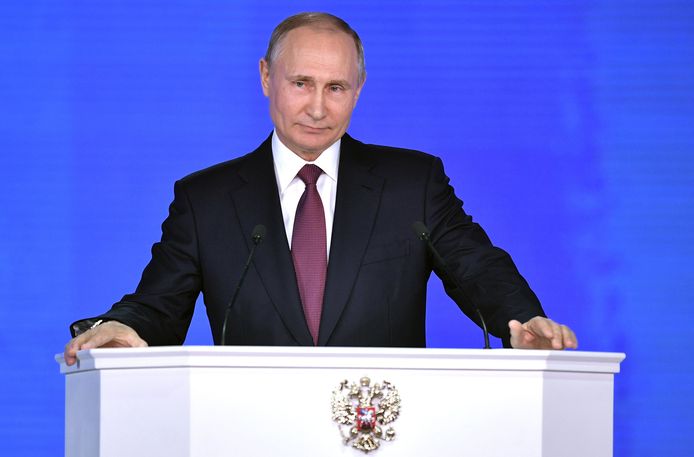 De Russische president Vladimir Poetin stelde gisteren nieuwe nucleaire wapens voor.