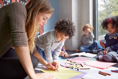 Banenplan moet ongediplomeerd personeel naar kinderopvang lokken