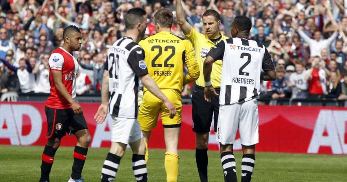 Geschorste Pasveer Niet Tegen Fc Twente Nederlands Voetbal Gelderlander Nl