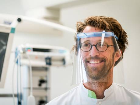 Milieubewust in coronatijd: spatmaskers van hergebruikt plastic