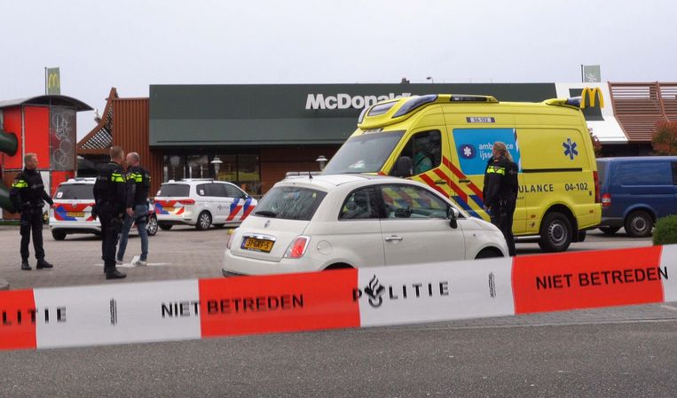 Bij een schietincident in de McDonald’s in Zwolle zijn twee personen om het leven gekomen Beeld ANP