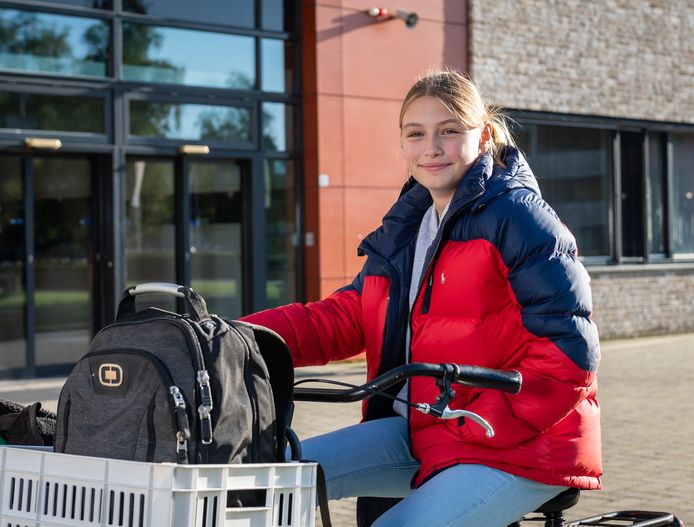 een-middelbare-school-met-een-academy-musical-en-songfestival-hier