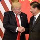 Trump prijst Xi voor verstevigen van zijn greep op de macht: "Misschien wagen we het er ook eens op"