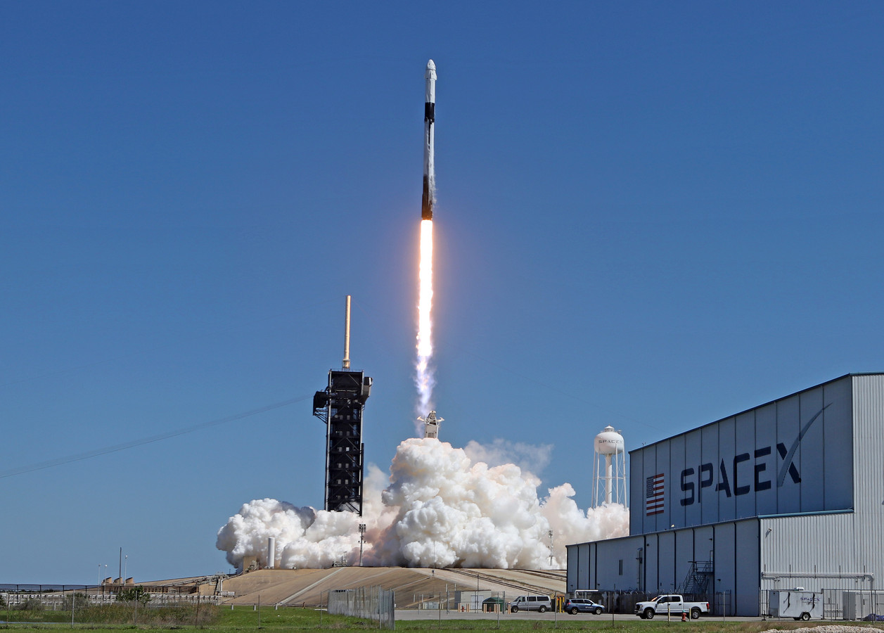NASA Kondigt Tweede Missie Voor Ruimtetoeristen Aan Foto Hln be