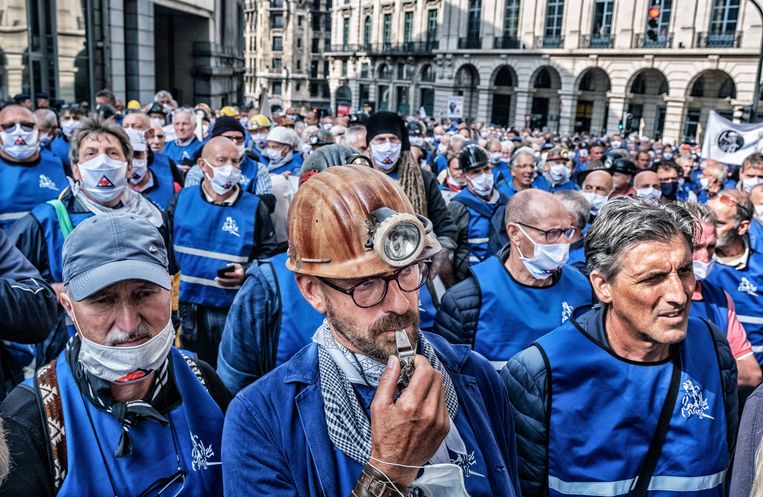 2.500 oud-mijnwerkers voerdn actie in Brussel. Beeld Tim Dirven