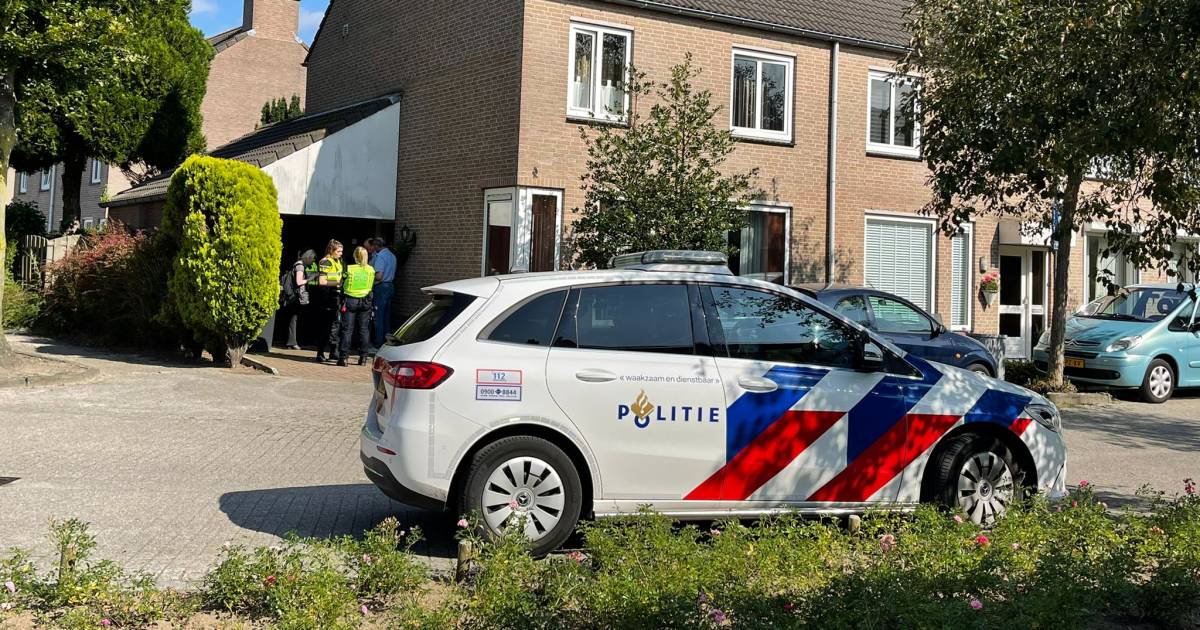 Dode man en vrouw aangetroffen in Rosmalense woning, politie gestart met onderzoek .