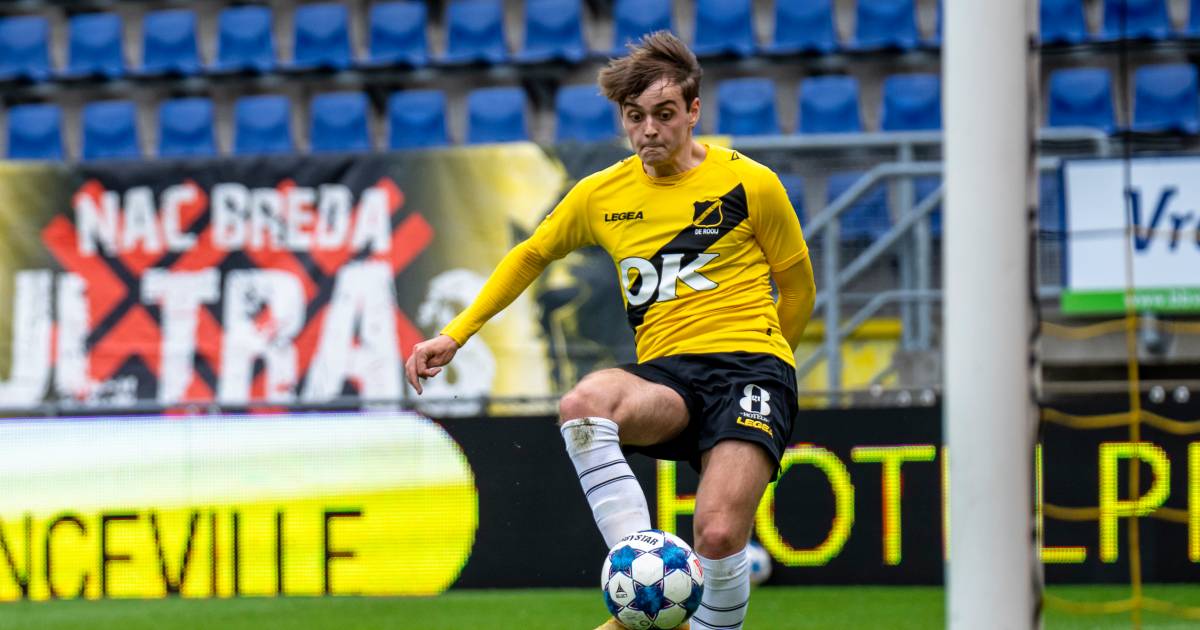 LIVE | Adiléhou schiet raak uit een corner en verdubbelt ...