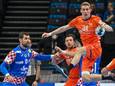 Handballers bereiken historische tiende plaats na spannend gevecht tegen Kroatië
